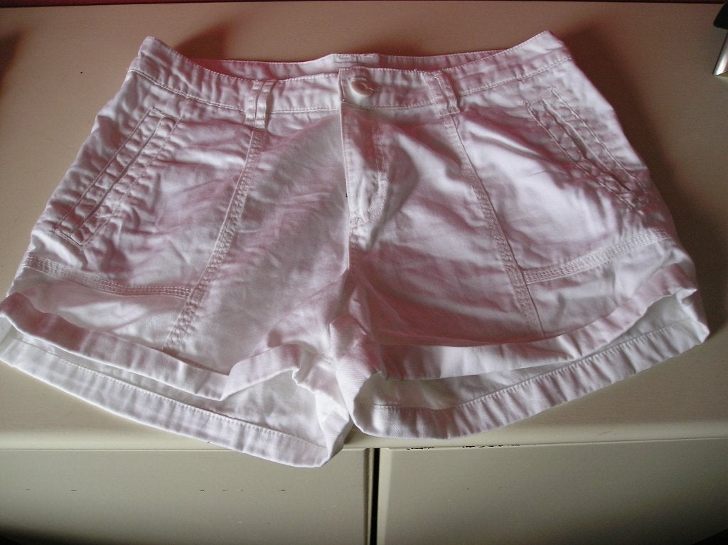 Witte short maat 40., Kleding | Dames, Maat 38/40 (M), Kort, Wit, Ophalen of Verzenden