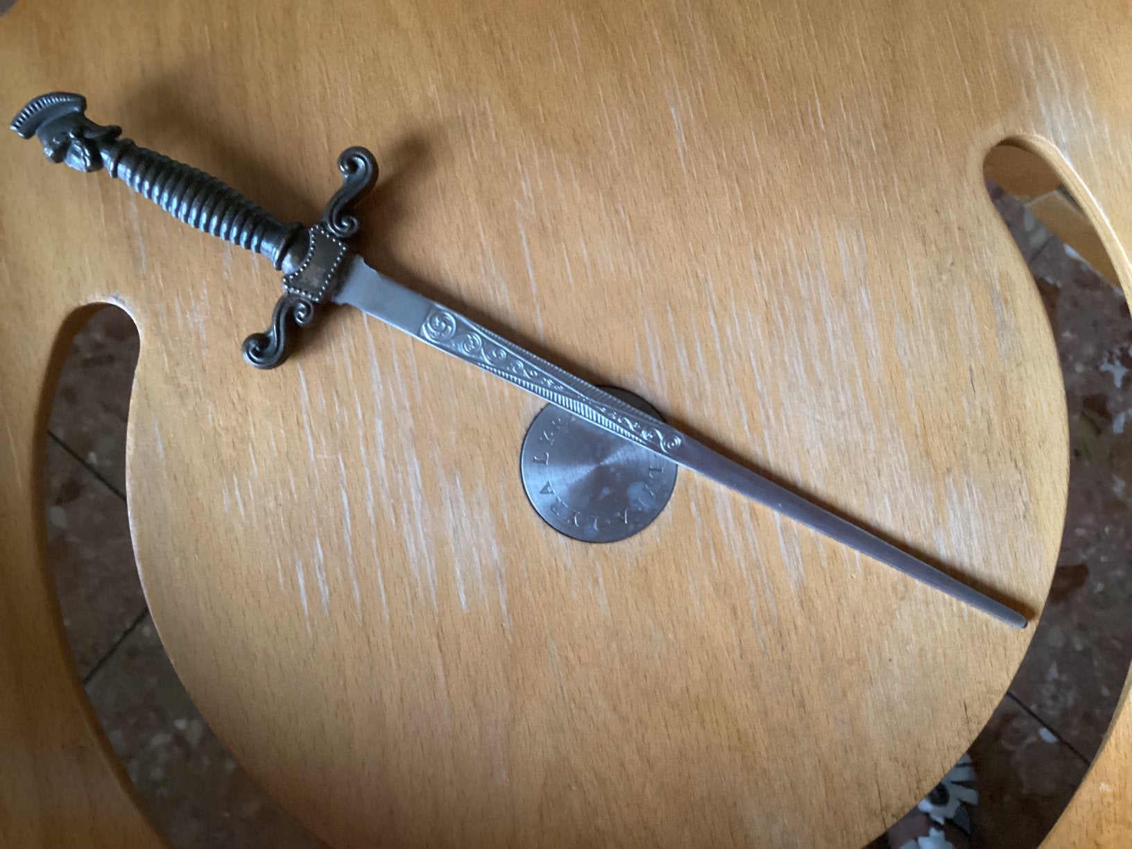Zwaard Briefopener Lengte 32 cm, Antiek en Kunst, Antiek | Kantoor en Zakelijk, Ophalen of Verzenden
