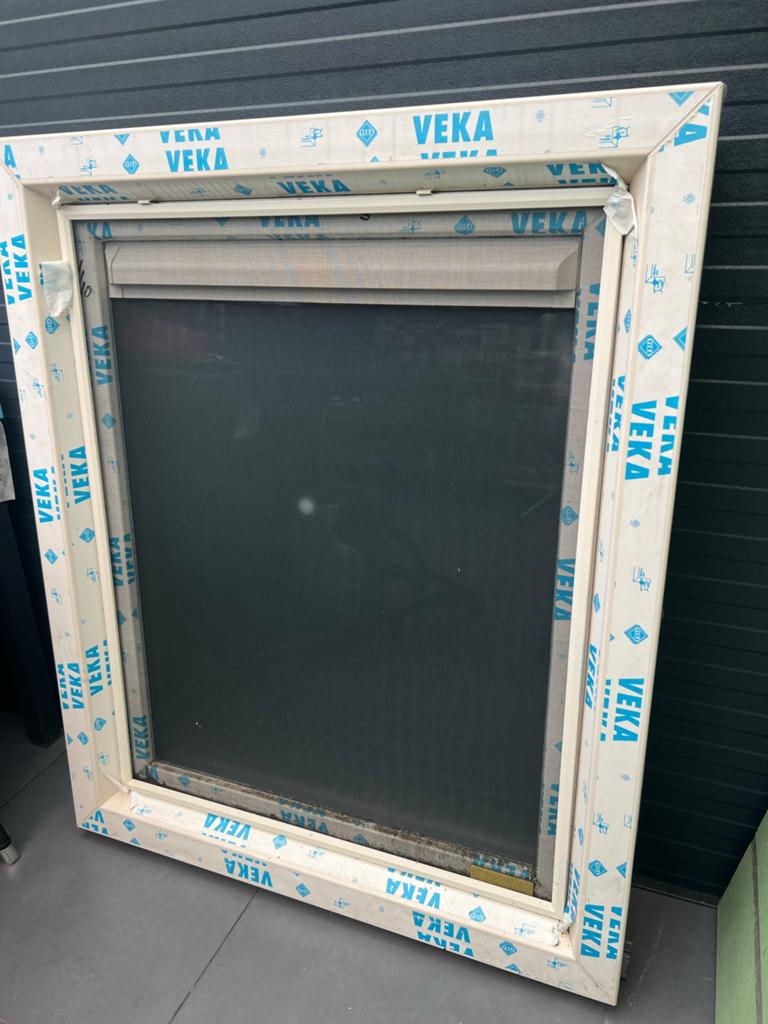 Nieuw VEKA Kunststof Raamkozijn met Glas - 100x120 cm, Kunststof, Raamkozijn, Nieuw, Ophalen of Verzenden