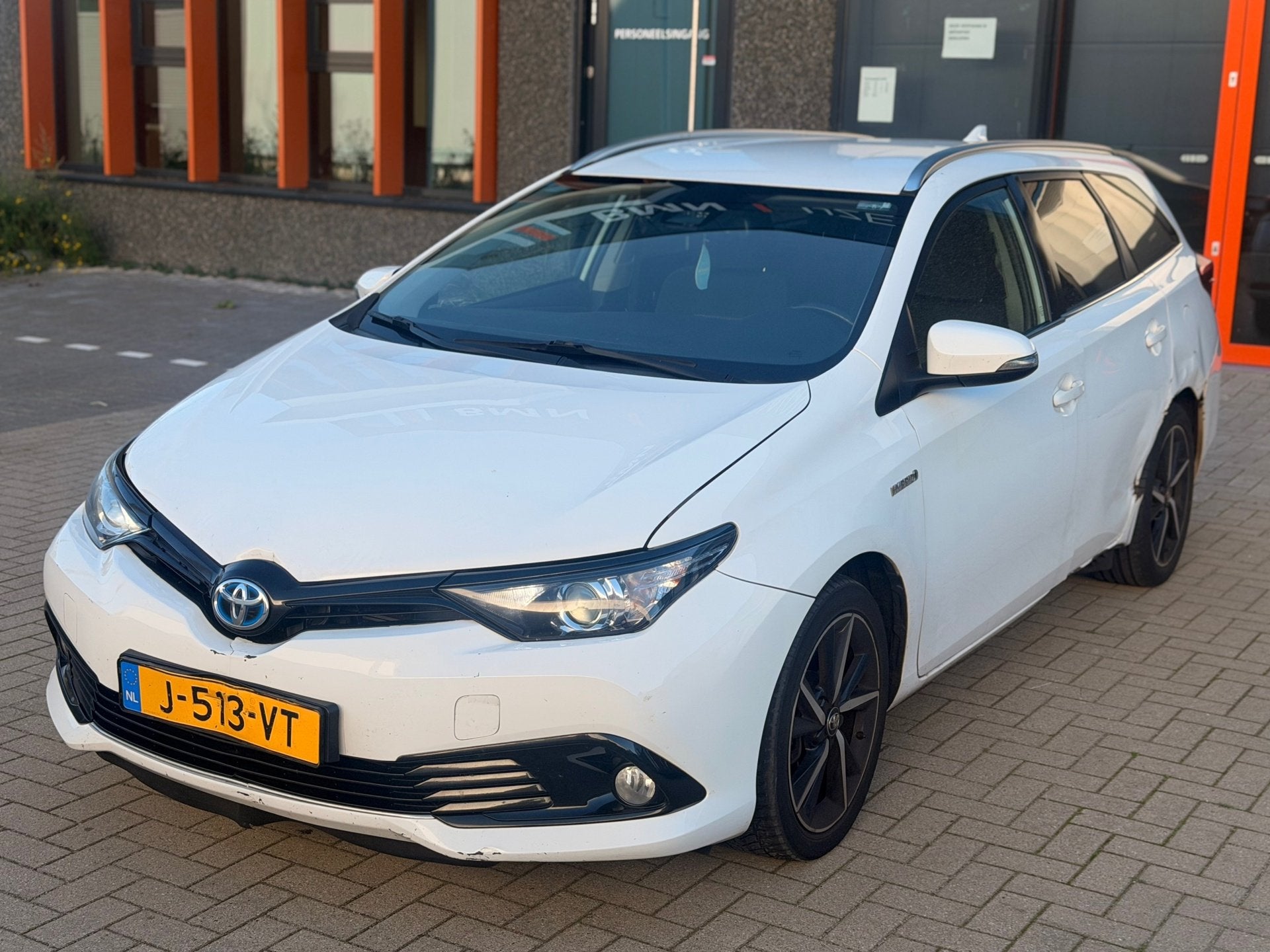 Toyota Auris Touring Sports 1.8 Hybrid Freestyle, Auto's, Gebruikt, Euro 6, Te koop, Volledig hybride