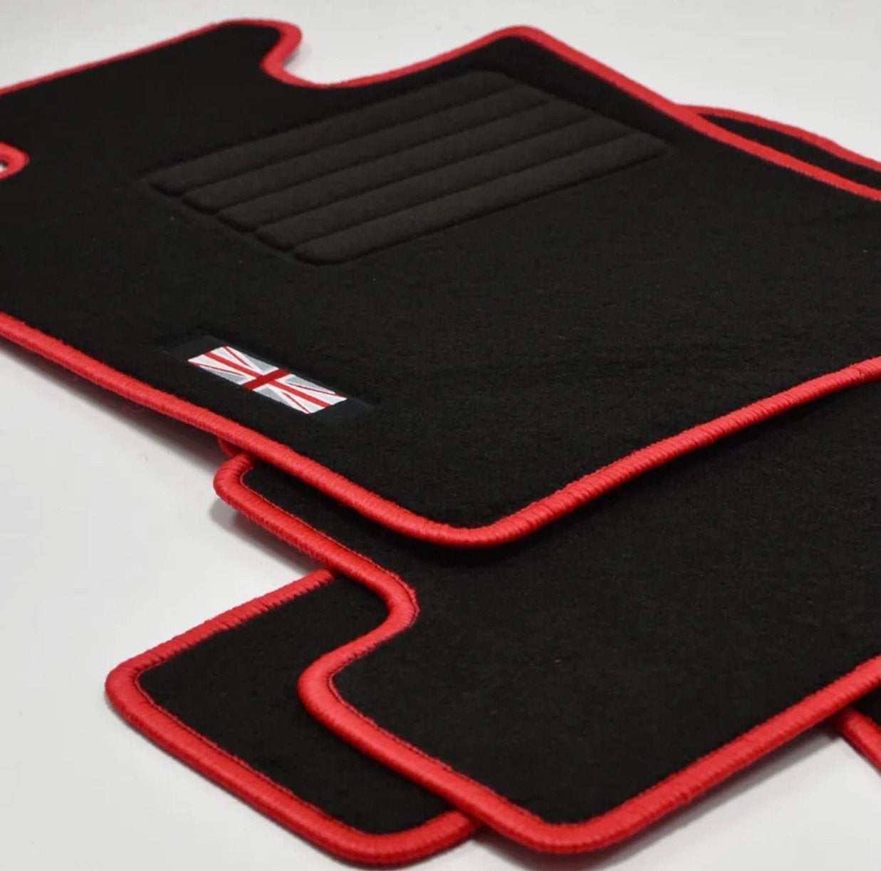 MINI R56 Edition Mattenset zwart/rood velours, Verzenden, Nieuw