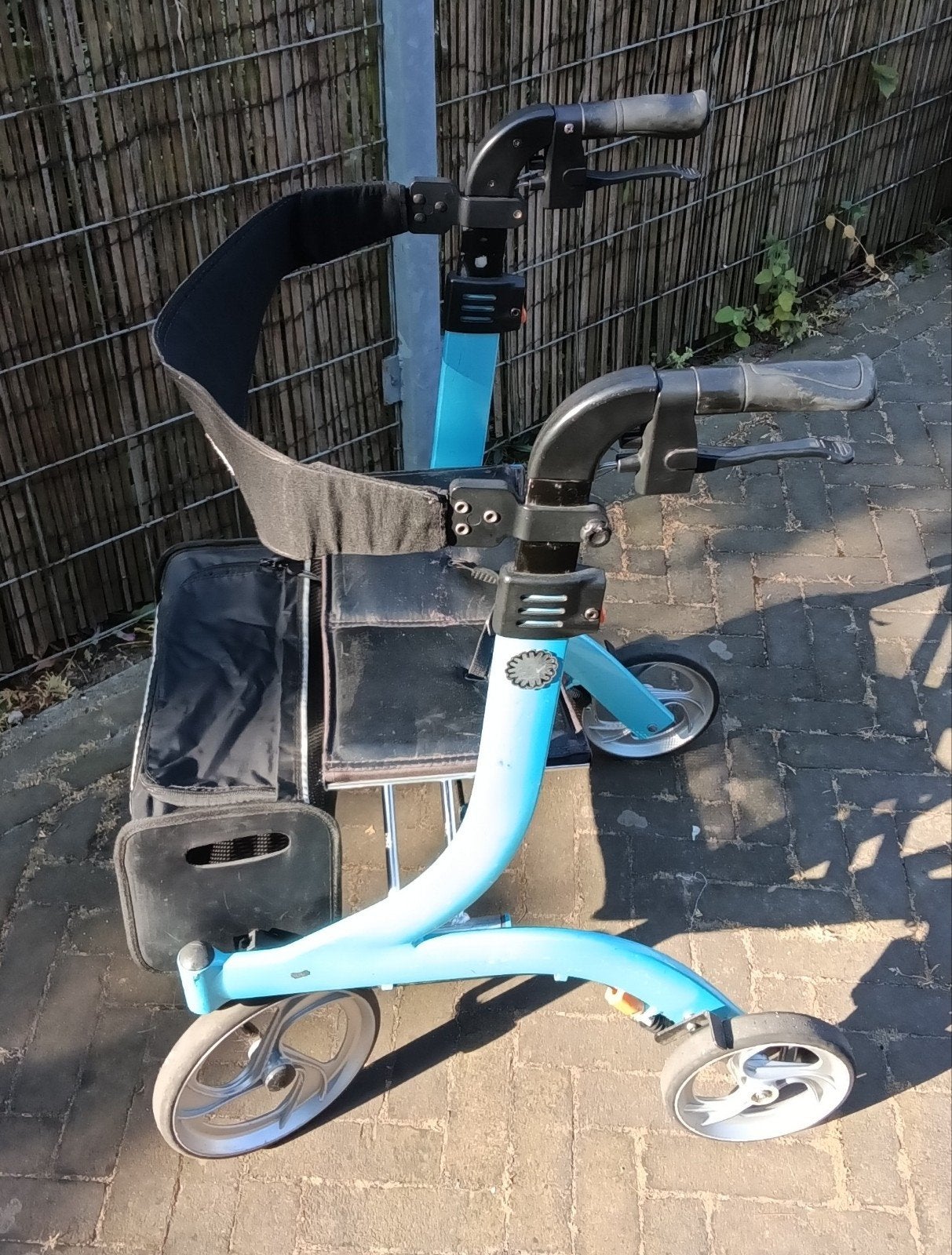 Rollator Travixx Maat M, Diversen, Ophalen, Gebruikt