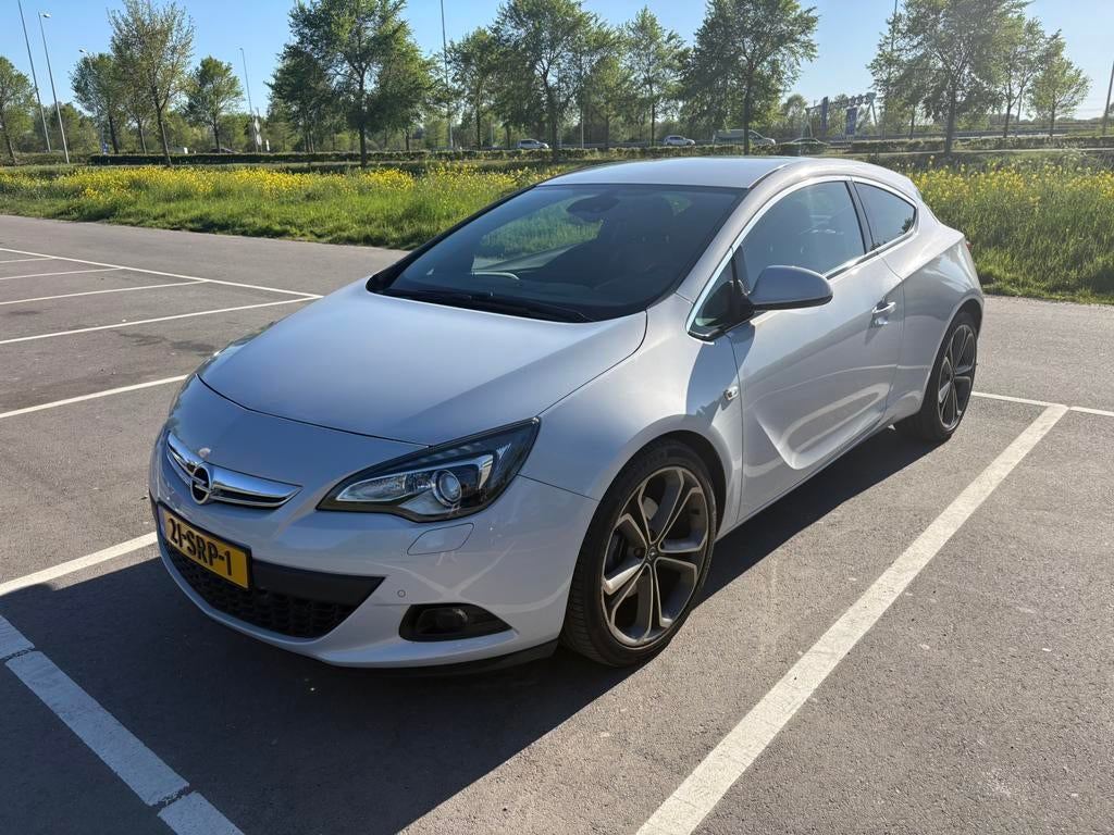 Opel Astra 1.4 16V 103KW GTC 2011 grijs, Voorwielaandrijving, 1350 kg, Zwart, 4 cilinders