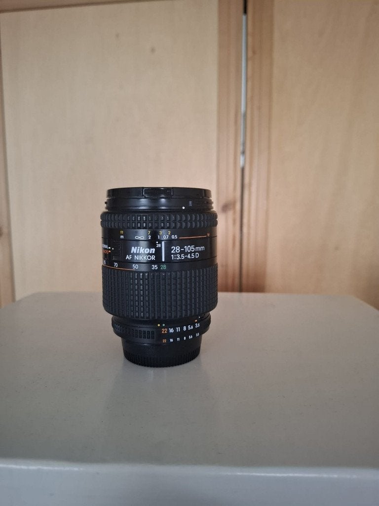 Nikon AF 28-105 mm F/3.5-4.5 D, Ophalen of Verzenden, Gebruikt, Standaardlens