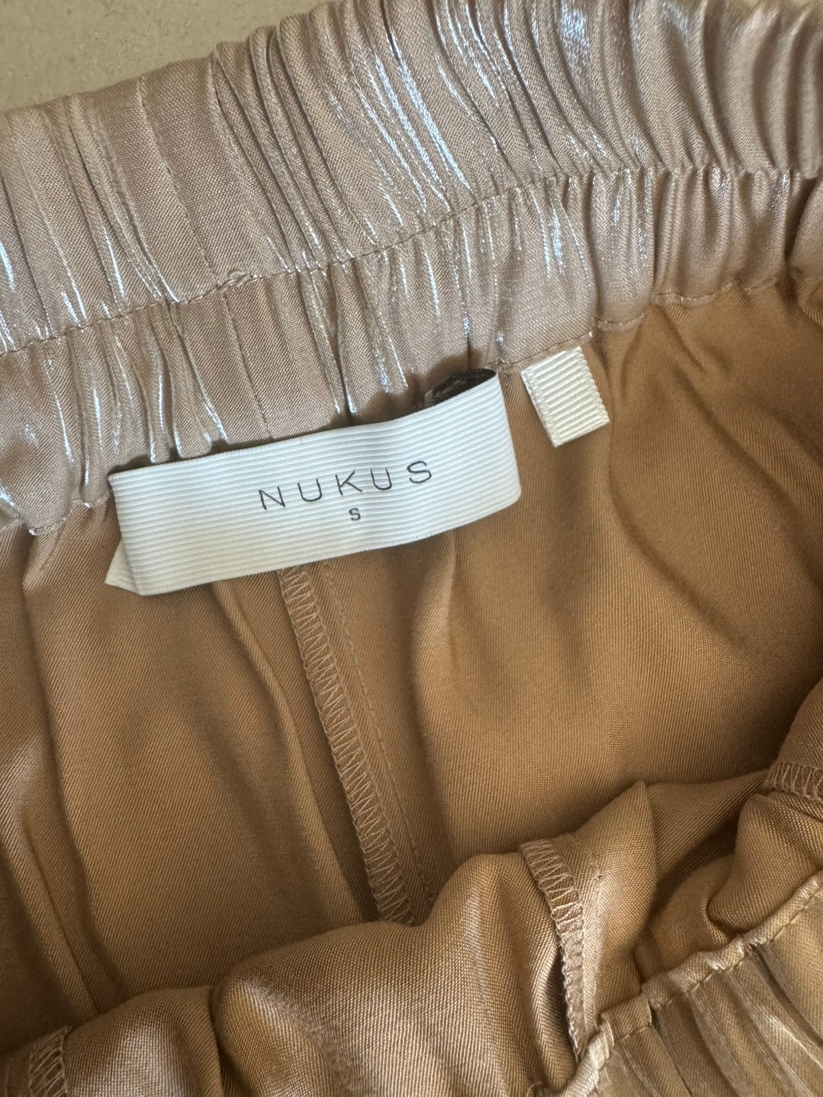 Nukus nieuwe broek, Kleding | Dames, Broeken en Pantalons, Beige, Nieuw, Ophalen of Verzenden, Maat 36 (S)