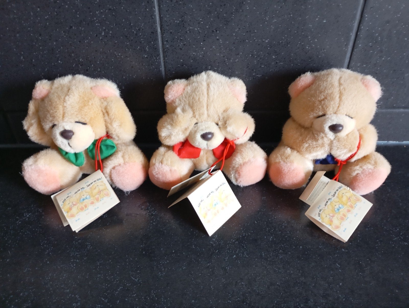 FOREVER FRIENDS VINTAGE HOREN ZIEN ZWIJGEN NU SET 25€ ., Ophalen of Verzenden, Zo goed als nieuw, Stoffen beer, Forever Friends