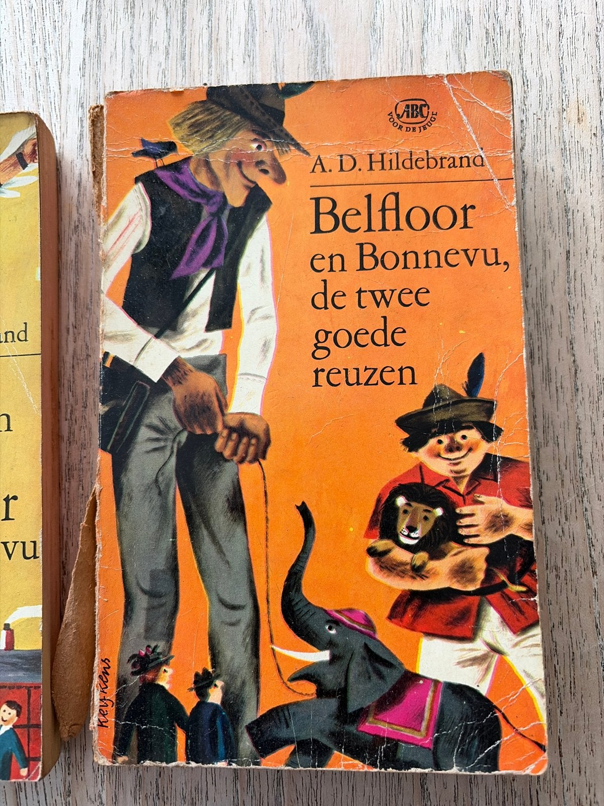 Belfloor en Bonnevu boeken - A.D. Hildebrand (2 stuks), Ophalen of Verzenden, Gelezen, Sprookjes