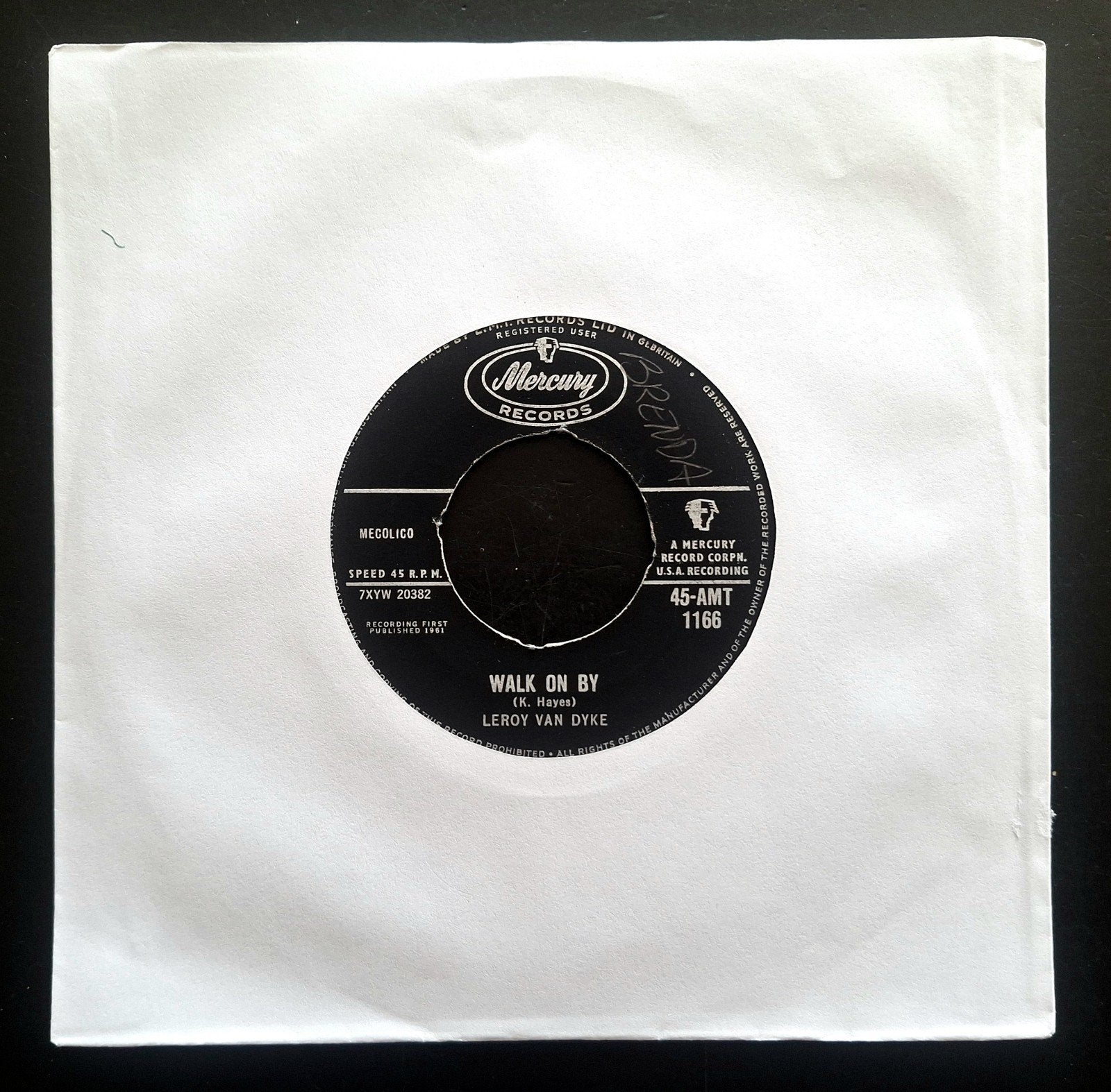 7"/SINGLE  LEROY VAN DYKE - Walk On By, Ophalen of Verzenden, Gebruikt, Pop