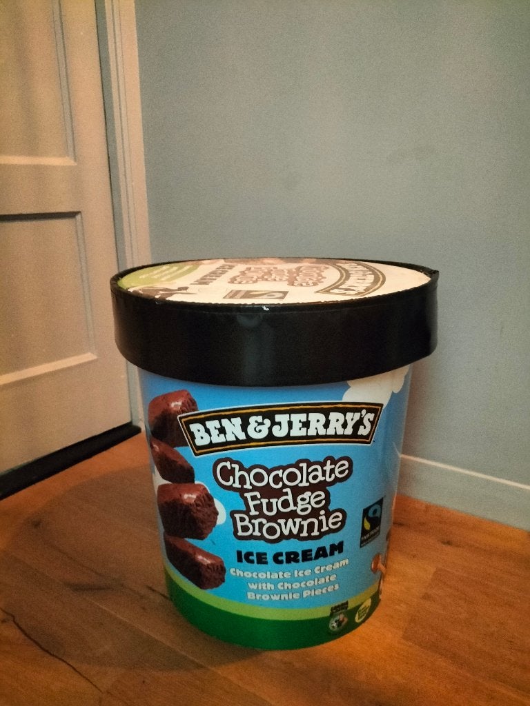 Ben & Jerry's ijsbeker bijzettafel - Chocolate Fudge Brownie, Ophalen, Gebruikt