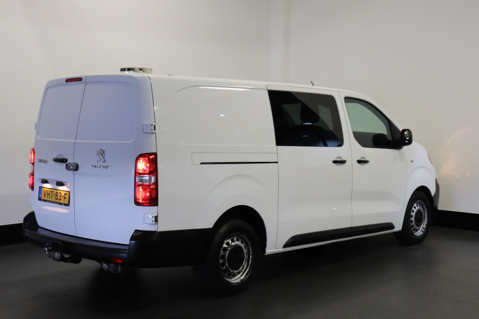 Peugeot Expert 2.0 BlueHDI 123PK L3 Dubbel cabine EURO 6 - A, Auto's, Voorwielaandrijving, Stof, Gebruikt, 4 cilinders