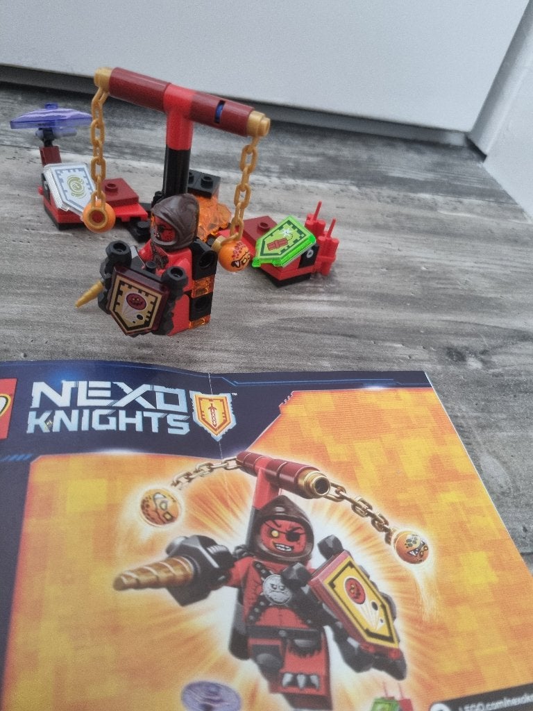 Lego Nexo Knights - 70334 - Ultimate Monster Meester, Ophalen of Verzenden, Zo goed als nieuw