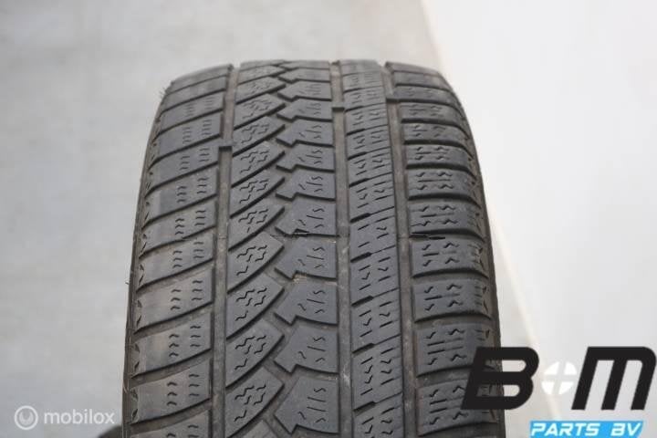 2 x 2255017 98H Goldline Winter GLW1 met 4mm 225 50 17, Gebruikt, Band(en)