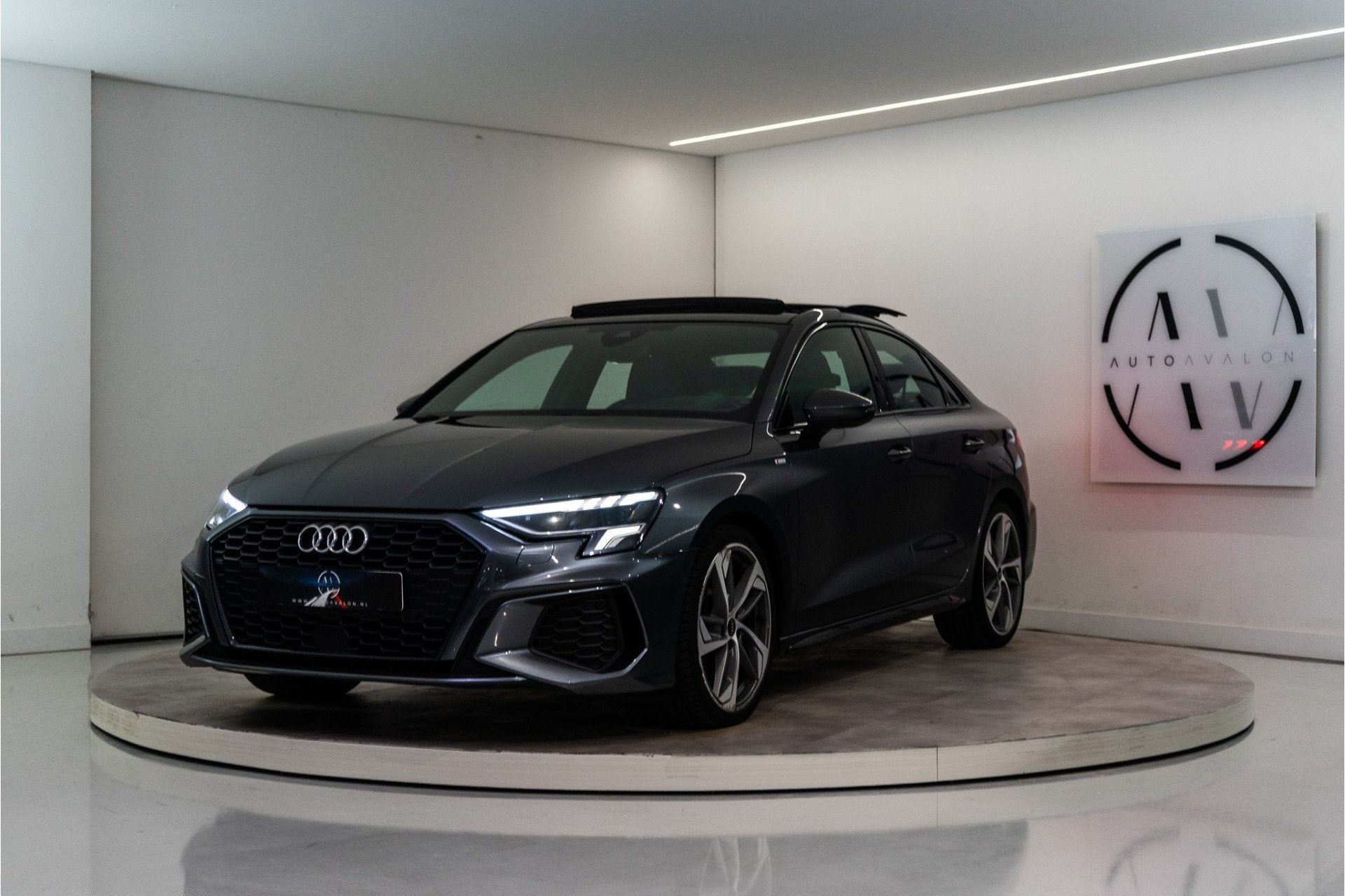Audi A3 Limousine 35 TFSI S Edition 150PK | Pano | B&O | HUD, Auto's, 12 maanden, 4 cilinders, Bedrijf, 690 kg