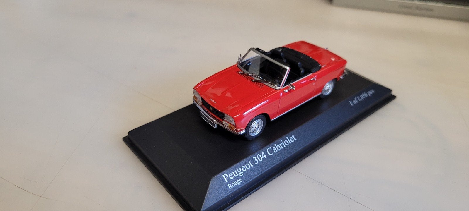 Minichamps 1972 Peugeot 304 cabrio, Ophalen of Verzenden, Nieuw, Auto, MiniChamps