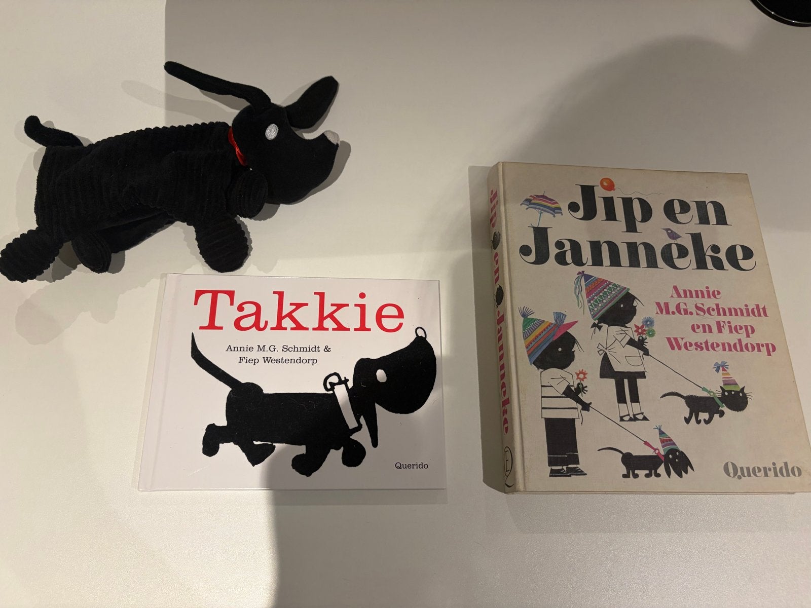 Takkie knuffel, boekje en Het Grote Boek van Jip en Janneke, Ophalen of Verzenden, Zo goed als nieuw, Overige typen