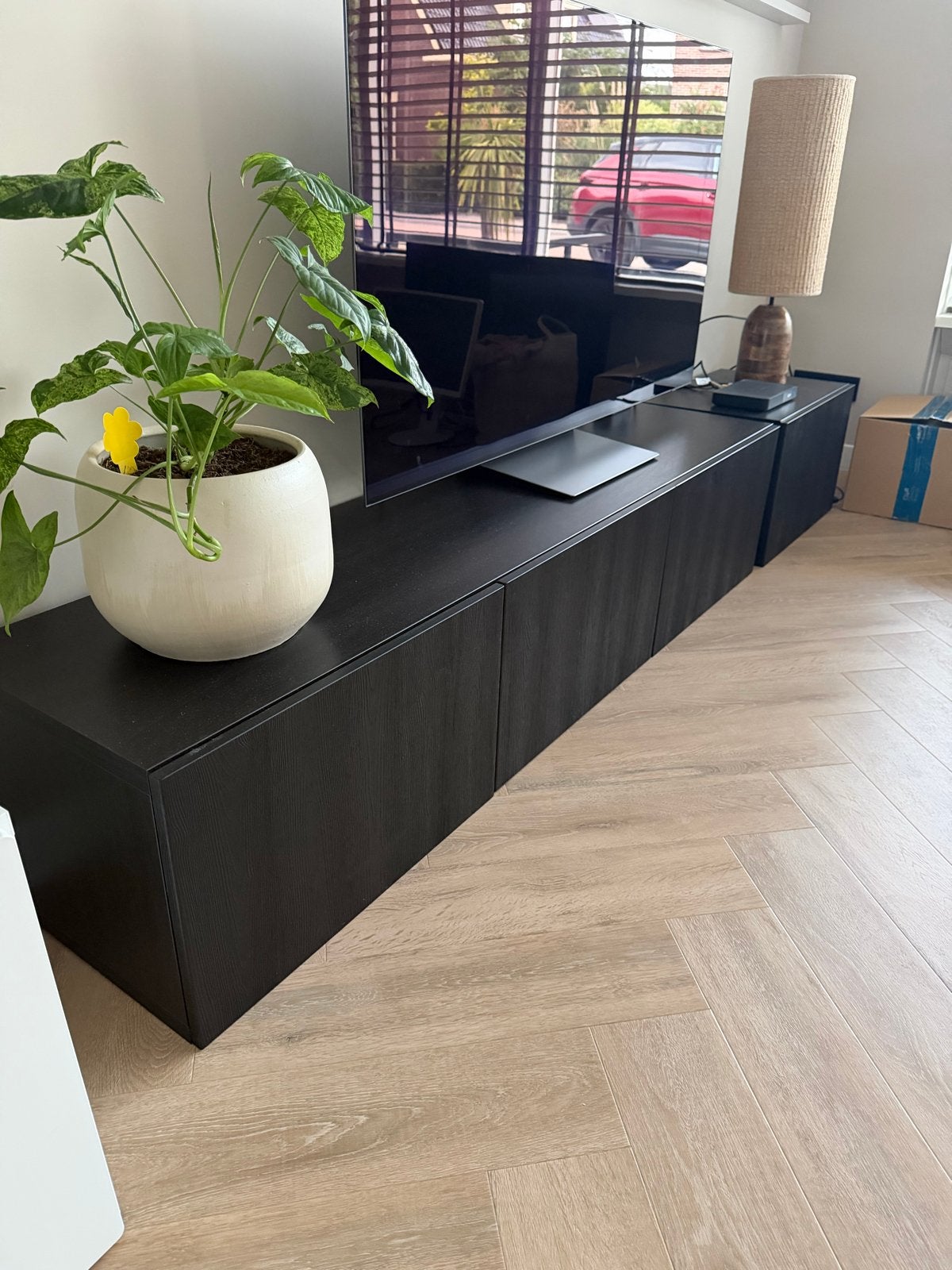 IKEA Bestå TV-meubel met deuren, zwartbruin/Timmerviken, Huis en Inrichting, Kasten | Televisiemeubels, Ophalen, Gebruikt, 200 cm of meer