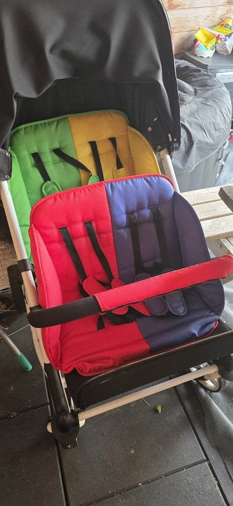 Familydoo 4 persoons buggy, Ophalen, Gebruikt, Overige merken, Zonnekap