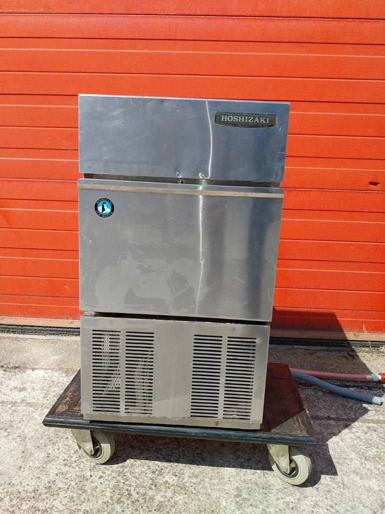 Hoshizaki IM-30CLE Professionele IJsblokjesmachine, Ophalen