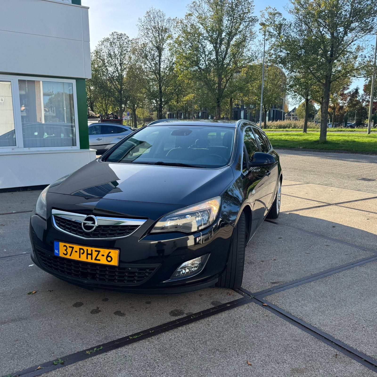 Opel Astra Sports Tourer 1.4 Turbo 140pk | APK 03-2027, Auto's, Voorwielaandrijving, 4 cilinders, 1337 kg, Zwart