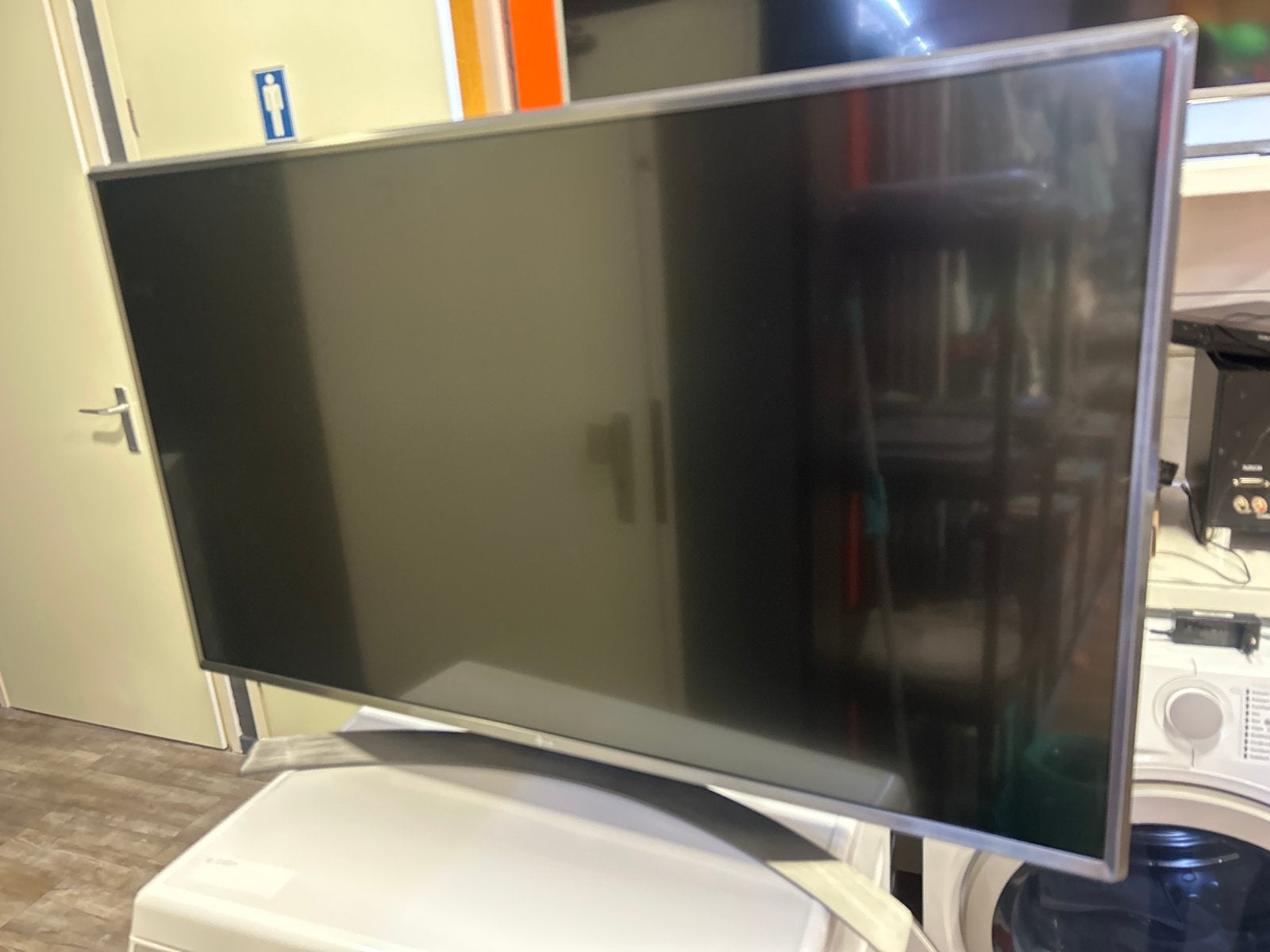 LG 43UJ670V, Ophalen, Gebruikt, 50 Hz, LCD