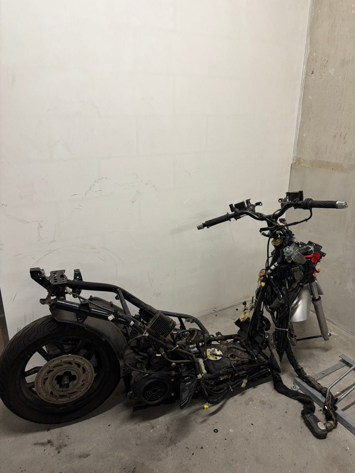 Kymco new people s frame | motorscooter 150i 2018 (A2), Ophalen, Gebruikt, Overige modellen, Benzine