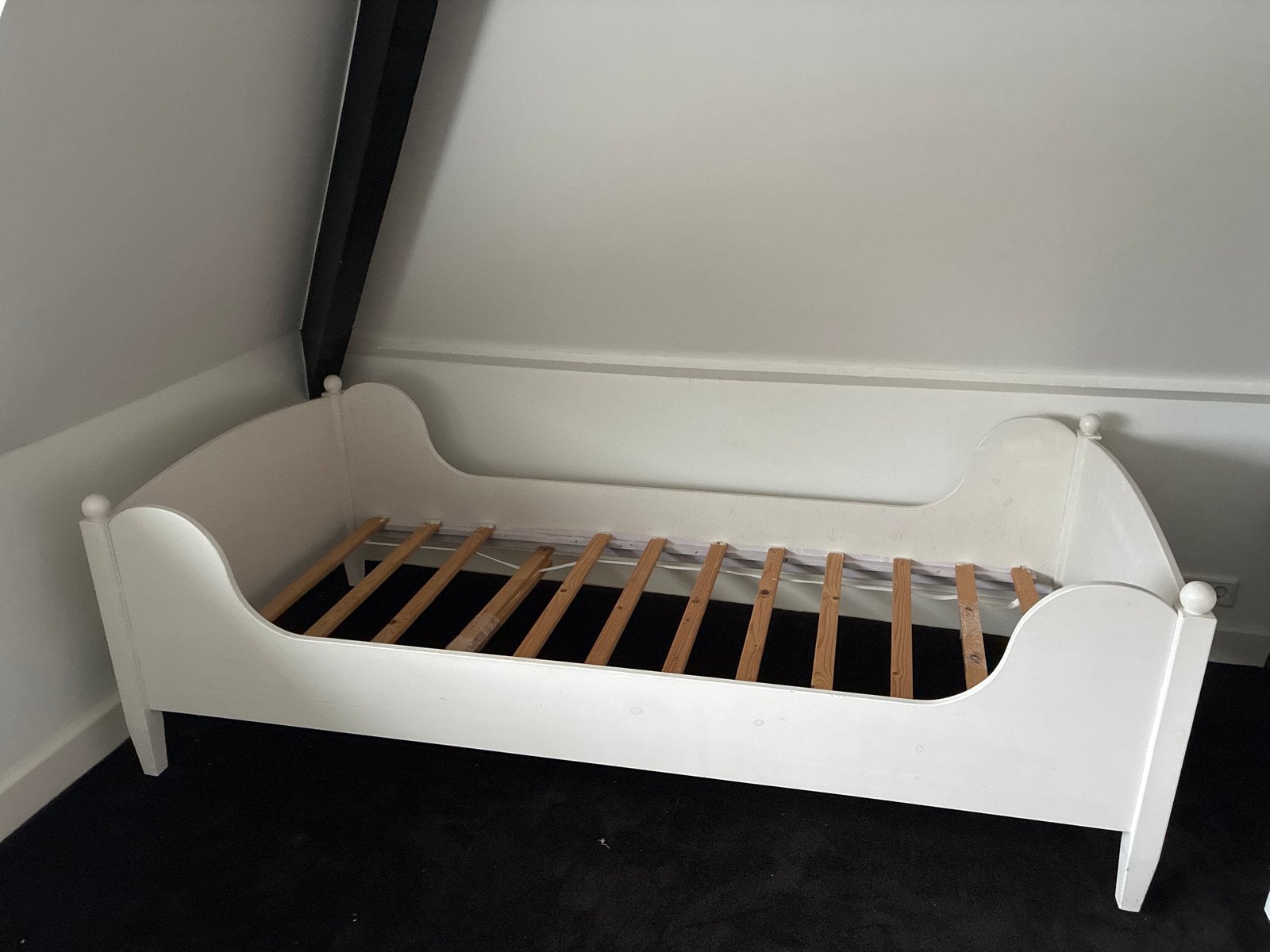 Wit kinderbed met lattenbodem, Ophalen, Gebruikt, 70 tot 85 cm, Lattenbodem