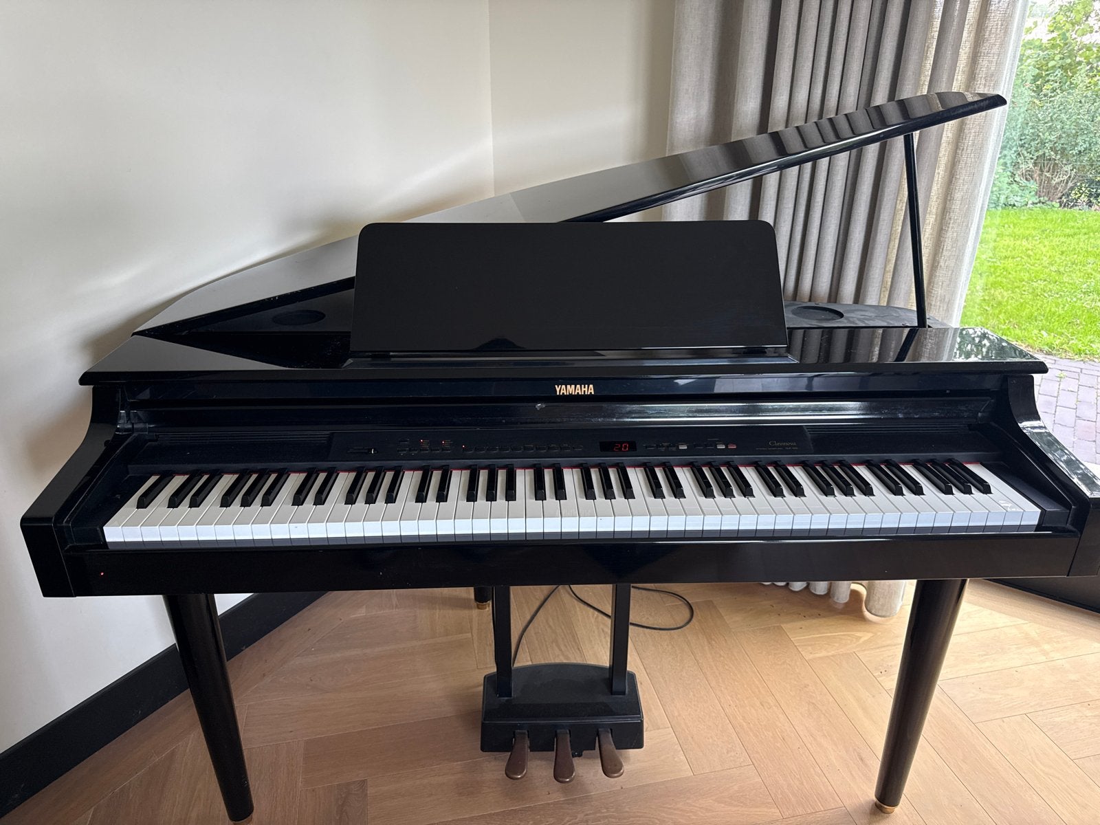 Yamaha Clavinova CLP-555  Digitale Vleugel Zwart Hoogglans