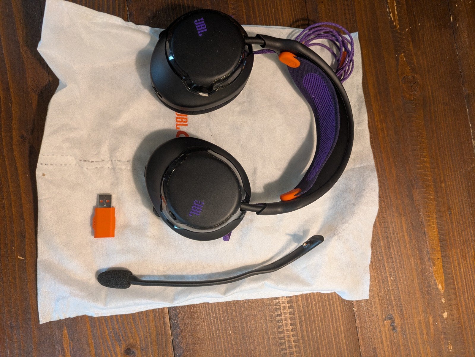JBL Quantum 650 draadloze gaming headset | Zo goed als nieuw, Extra bas, Gaming, JBL, Nieuw