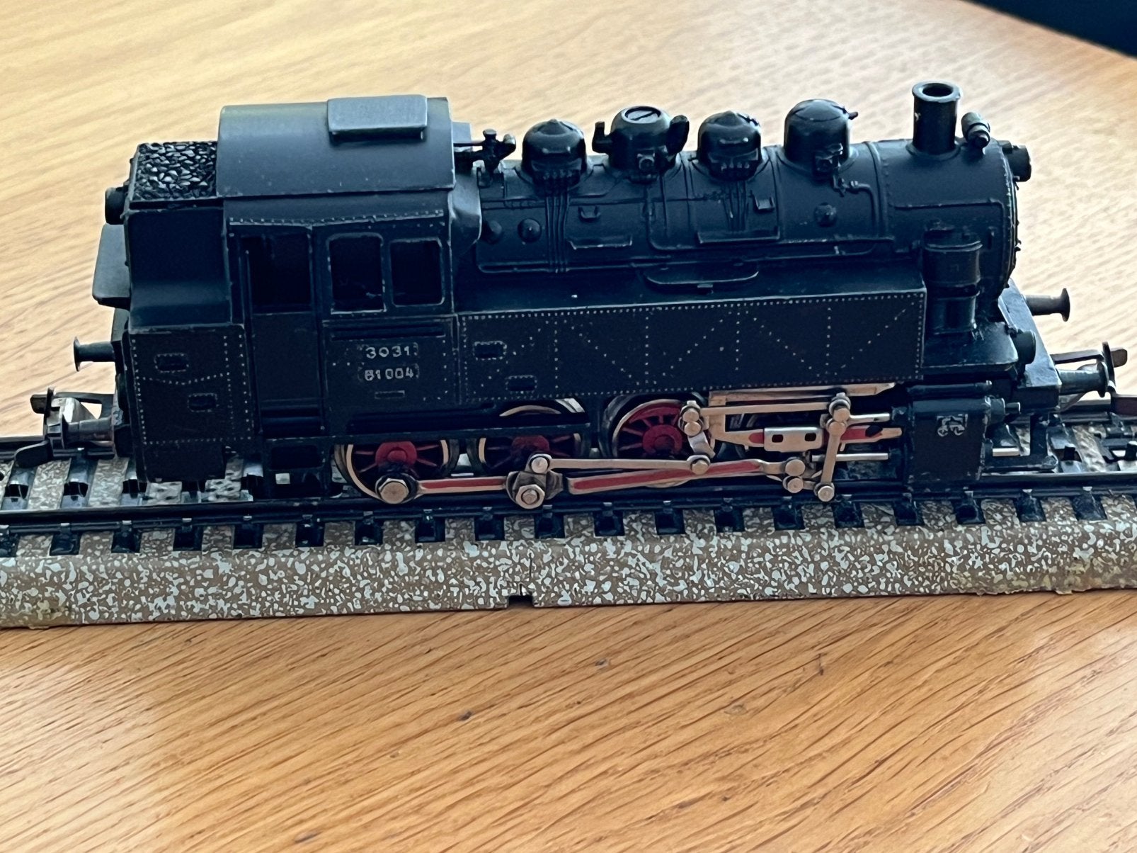 Märklin 3031, Wisselstroom, Locomotief, Ophalen of Verzenden, Zo goed als nieuw