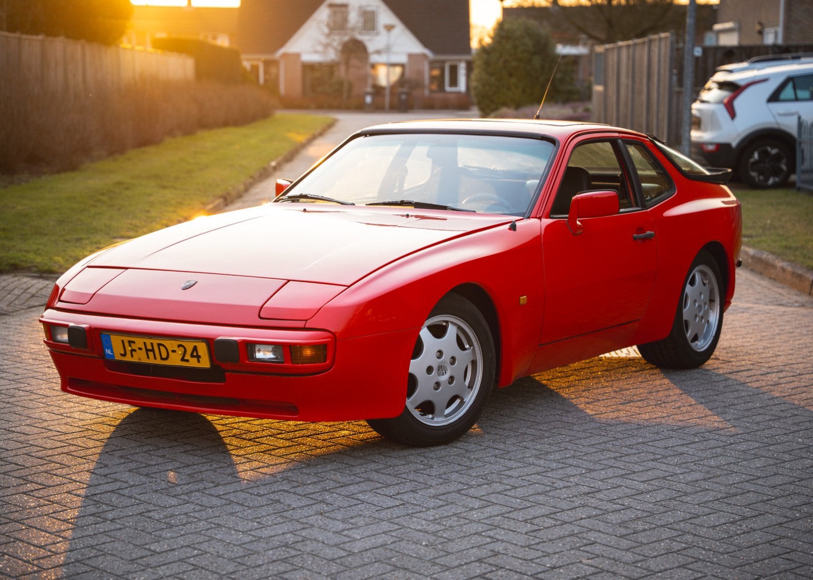 Porsche 944 2.5 Coupe 1982 Rood, Auto's, 2500 cc, Zwart, 4 cilinders, Handgeschakeld