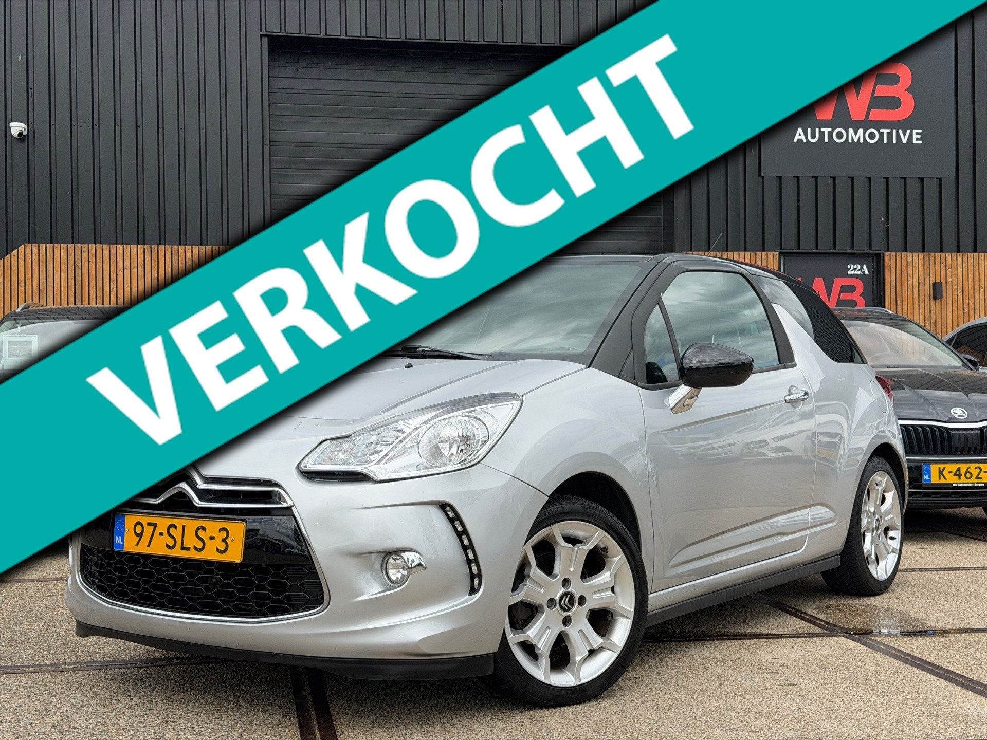 Citroen DS3 1.6 So Chic PDC Clima Cruise Leder Stoelverwarmi, Voorwielaandrijving, Euro 5, Zwart, 4 cilinders