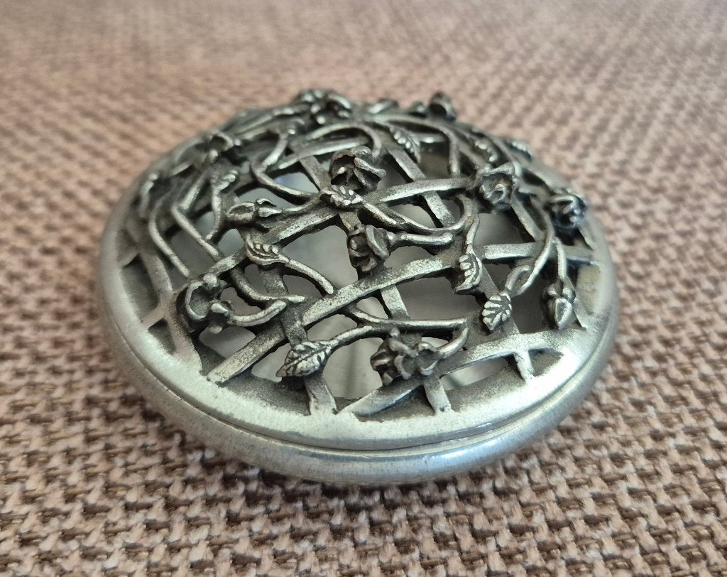 Selangor Pewter wierookkegels houder, Verzenden, Zo goed als nieuw, Overige materialen