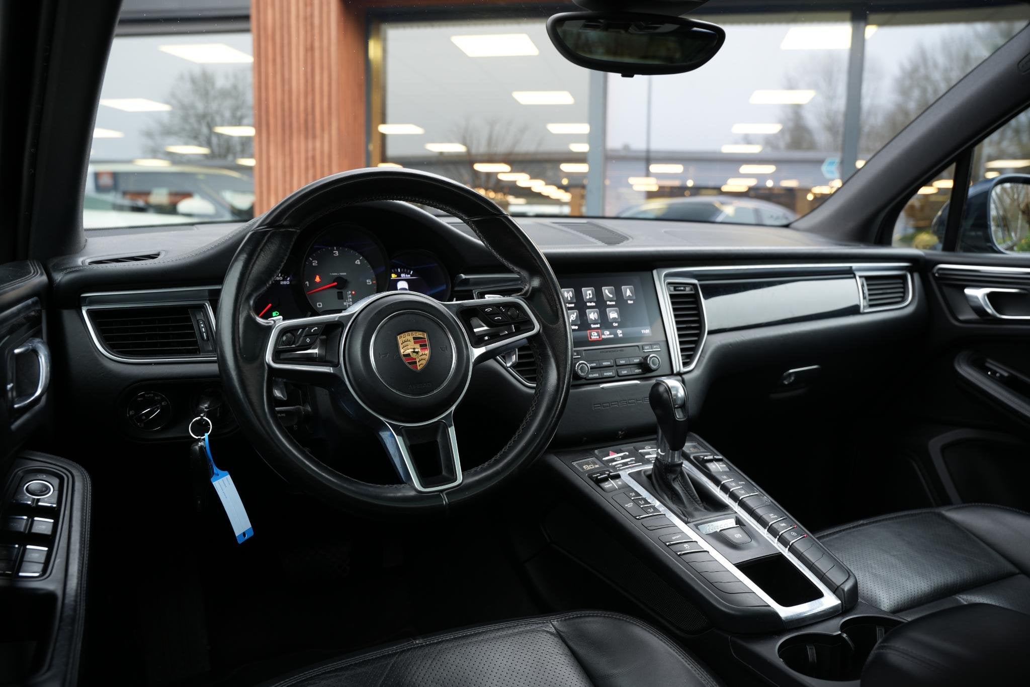 Porsche Macan 3.0 D S Panoramadak Cruise Clima, Auto's, Automaat, Gebruikt, 258 pk, Blauw
