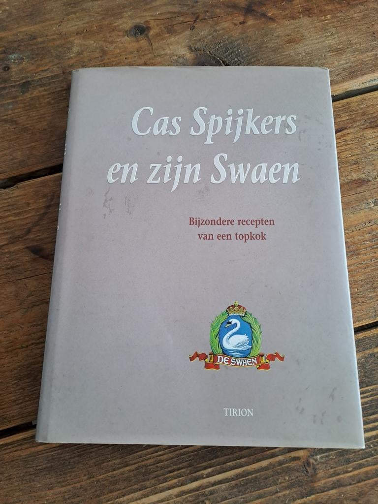Cas Spijkers en zijn Swaen - Bijzondere recepten, Boeken, Kookboeken, Gelezen, Hoofdgerechten, Ophalen of Verzenden, Europa