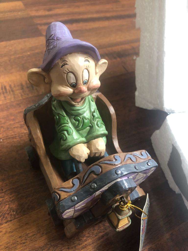 Disney dopey Seven dwarfs mine train, Verzamelen, Disney, Ophalen of Verzenden, Sneeuwwitje of Doornroosje, Nieuw, Beeldje of Figuurtje