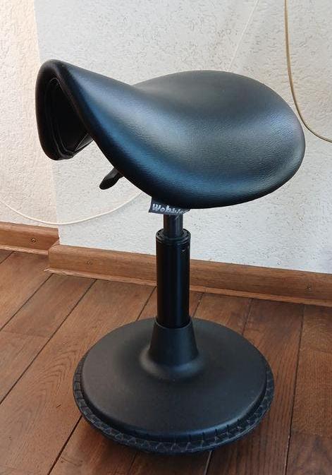 Ergonomische Zadelkruk Wobblez - In Hoogte Verstelbaar, Huis en Inrichting, Krukjes, Zo goed als nieuw, Kunststof, In hoogte verstelbaar