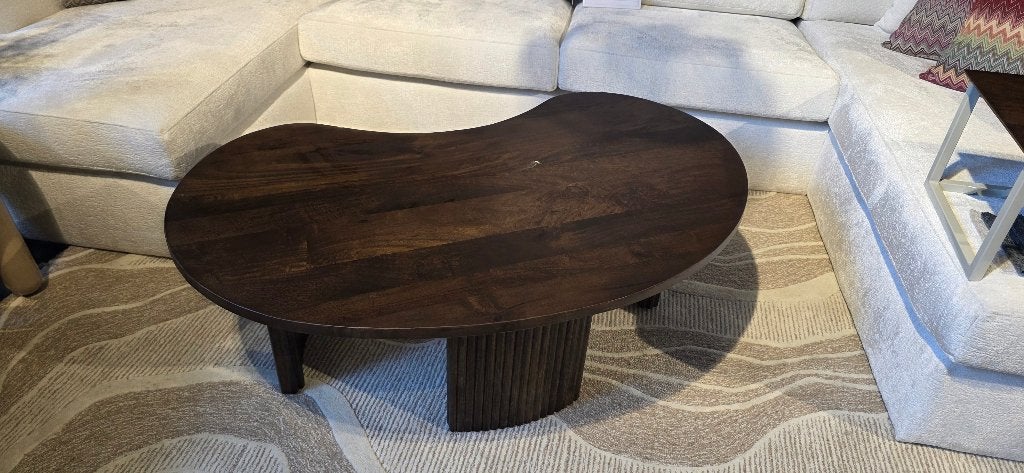 Firenze salontafel 125, boonvorm, Brown Walnoot SHOWMODEL, Huis en Inrichting, Tafels | Salontafels, Ophalen, 100 tot 150 cm, Bornsestraat 31