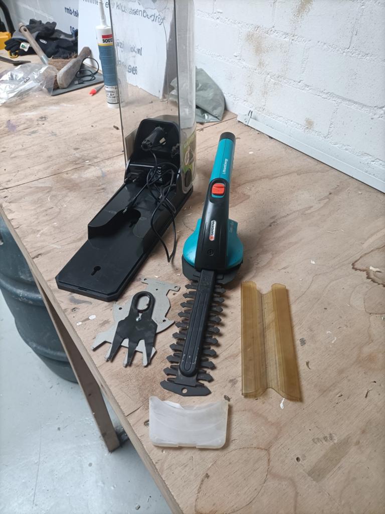 Heggenschaar contour knipper gardena, Ophalen of Verzenden, Zo goed als nieuw, Elektrisch