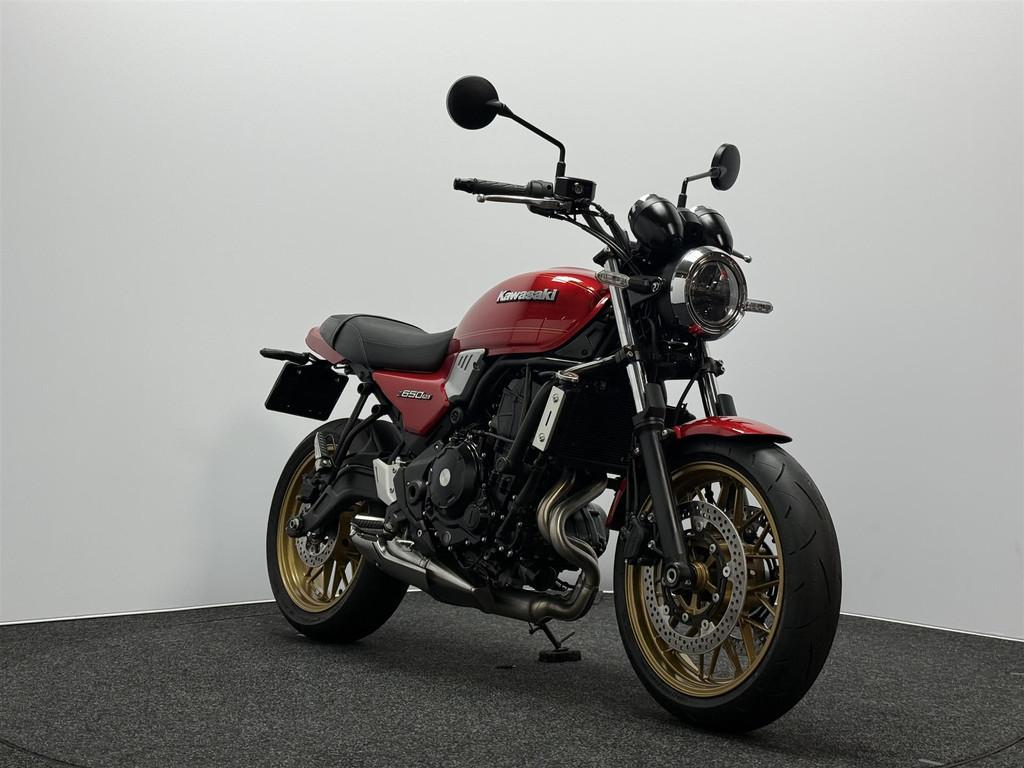 Kawasaki Z650 RS, 649 cc, Bedrijf, Meer dan 35 kW, Traction Control