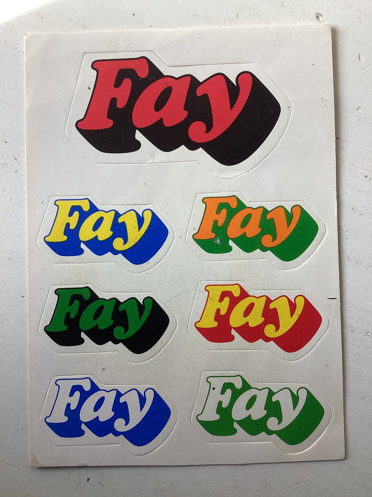 Stickervelletje Fay, Verzamelen, Verzenden, Zo goed als nieuw
