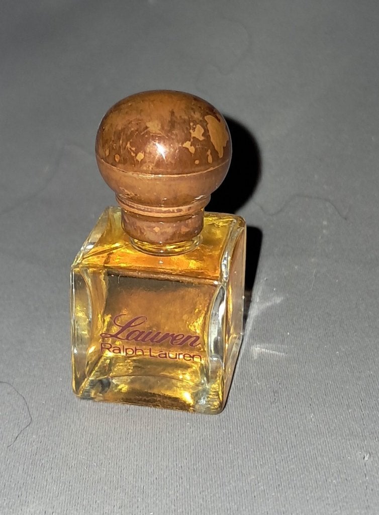 Volle parfum mini - Ralph lauren Licht, Ophalen of Verzenden, Zo goed als nieuw, Miniatuur, Gevuld