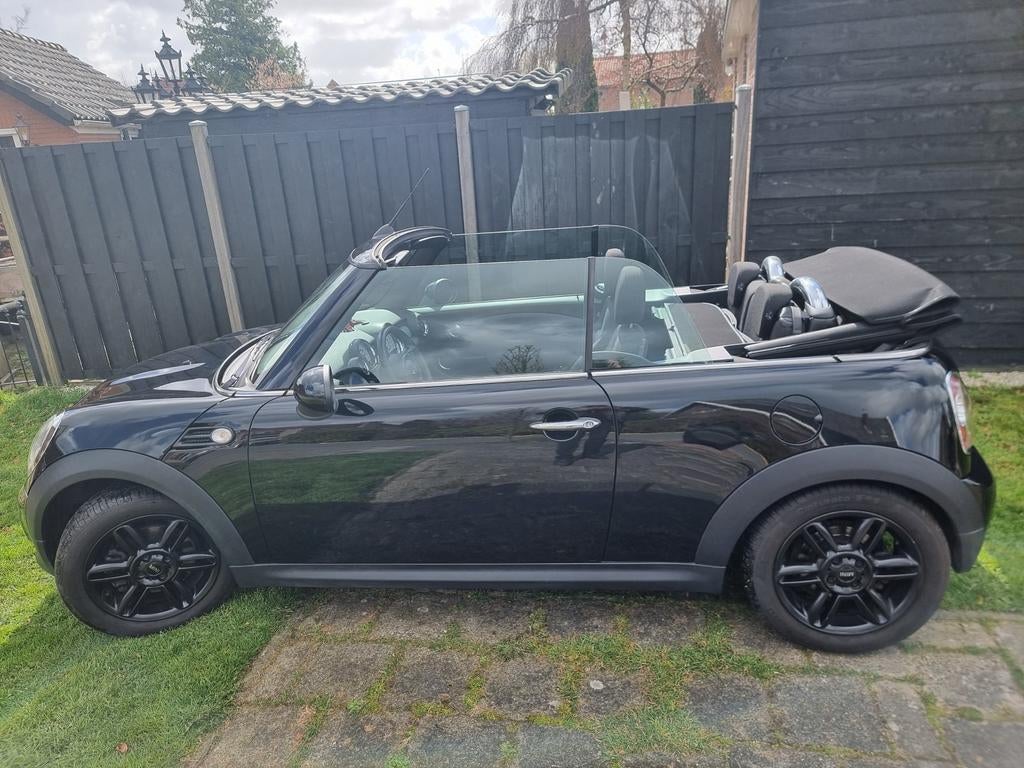 Mini 1.6 Cooper Chili cabrio 2012 Zwart, Auto's, Mini, Euro 5, Stof, Zwart, 4 cilinders