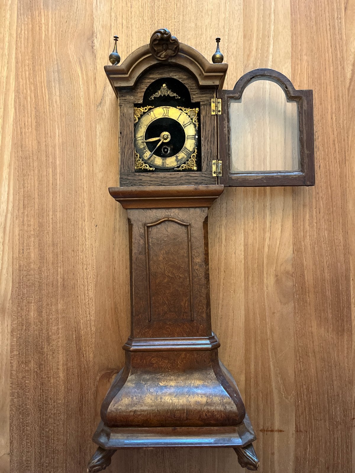 Staand horloge tafelmodel mahonie, niet werkend, 40cm, Antiek en Kunst, Antiek | Klokken, Ophalen