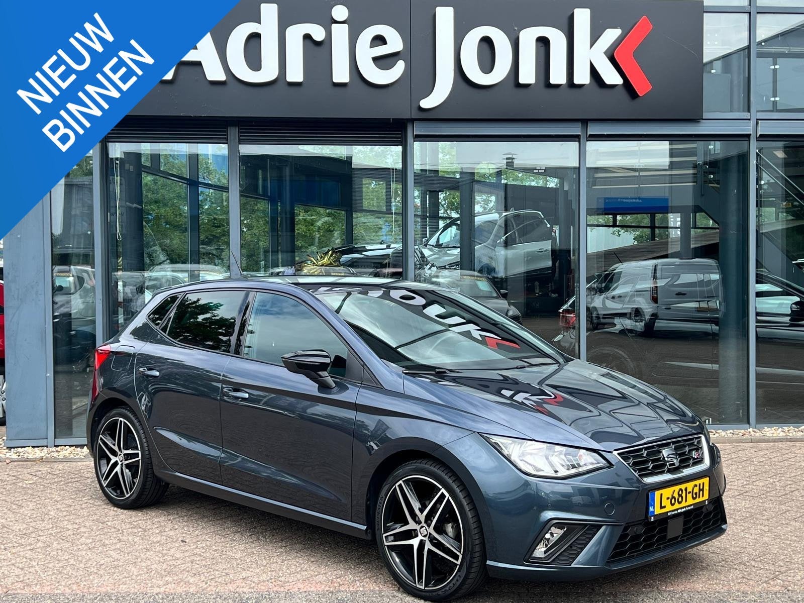 SEAT Ibiza 1.0 TSI FR Business Intense 18"LM VELGEN | NAVIGA, Auto's, Stof, Ibiza, Origineel Nederlands, Bedrijf