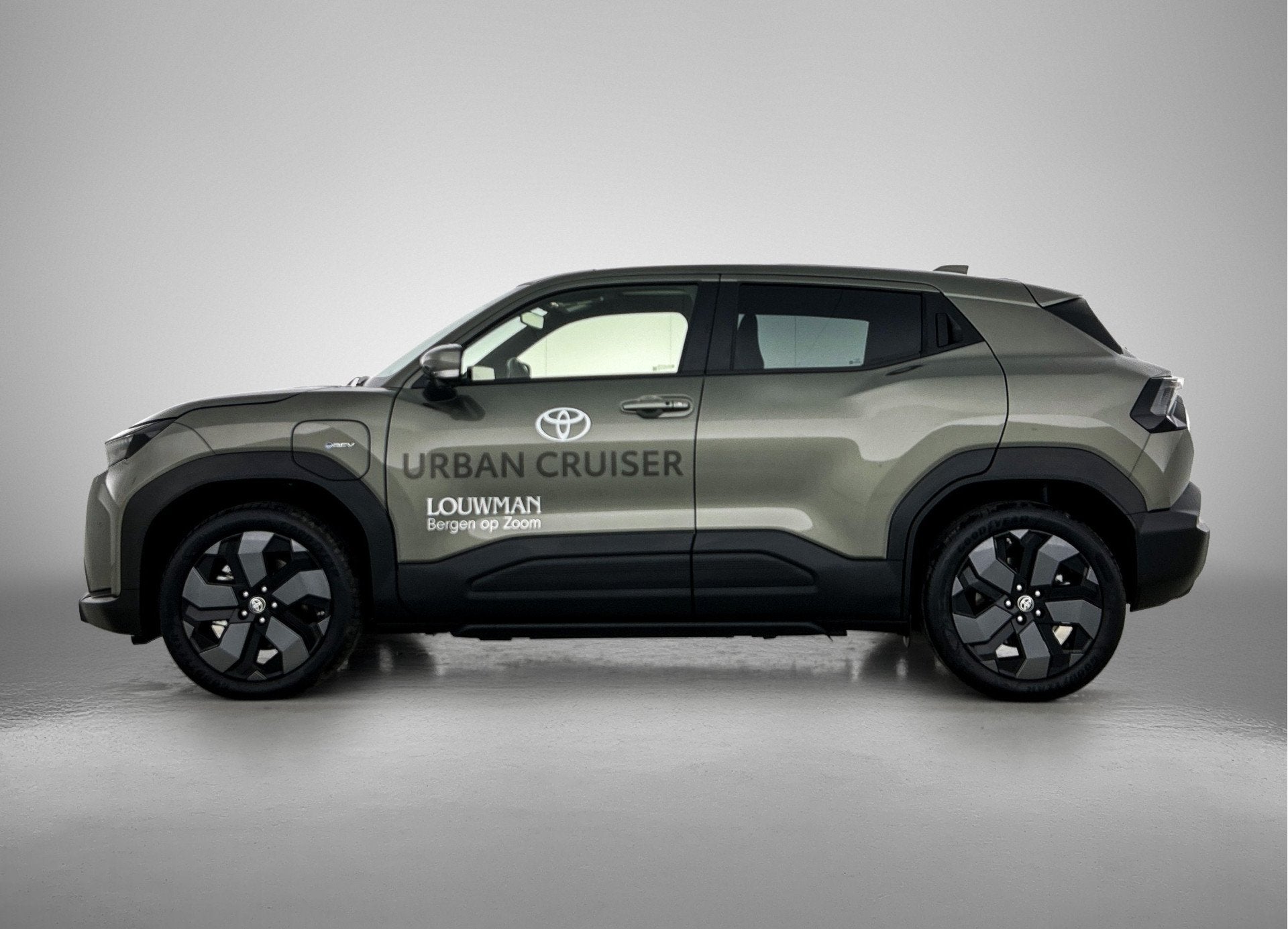 Toyota Urban Cruiser Executive 61 kWh | Parkeersensoren | Na, Auto's, Toyota, 12 maanden, Gebruikt, Leder en Stof, Origineel Nederlands
