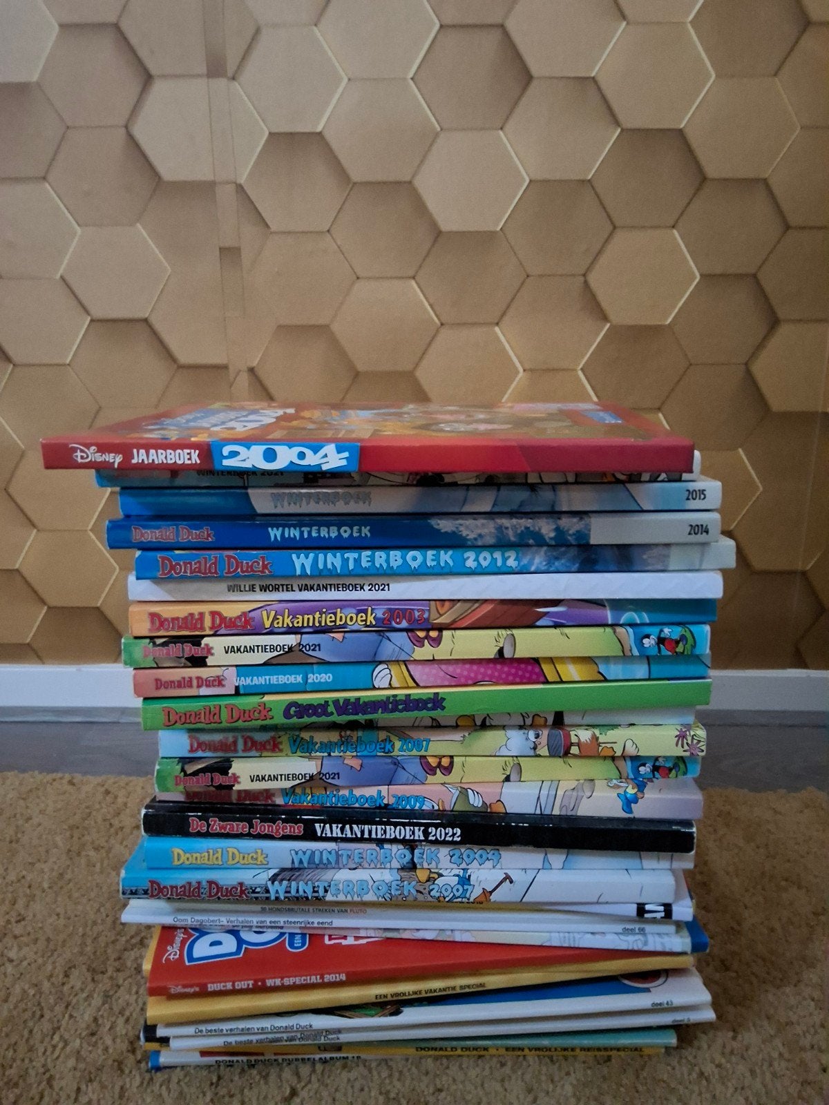 Grote collectie Donald Duck vakantieboeken diverse jaargang, Meerdere stripboeken, Ophalen of Verzenden, Zo goed als nieuw