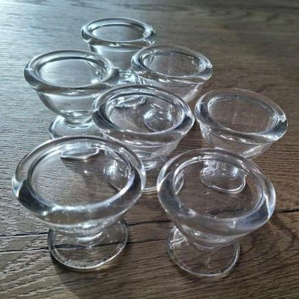 Set van 7 glazen eierdopjes, Ophalen