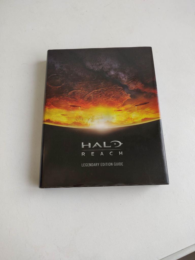 Halo Reach Legendary Edition Guide - zeer nette staat, Shooter, Ophalen of Verzenden, Zo goed als nieuw, 3 spelers of meer