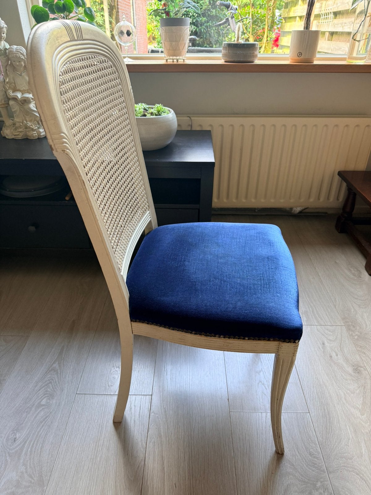 Set 6 vintage stoelen – cannage & blauw fluweel – antieklook, Gebruikt, Blauw, Ophalen of Verzenden, Franse/Louis XVI-stijl