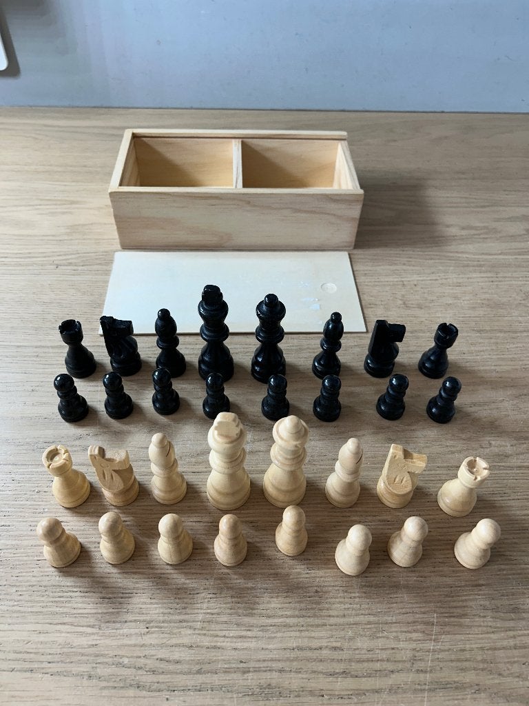 Houten Schaakstukken Set, Ophalen of Verzenden, Zo goed als nieuw